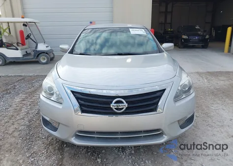 2015 Nissan Altima 2.5 S из США, поврежденный, VIN 1N4AL3AP5FN360326